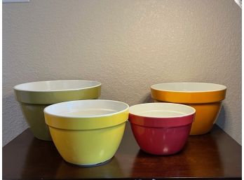 Set Of Mixing Bowls