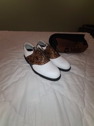 Used Once Liie New Men's Foot Joy. Golf Shoes Size Ten M Style Number 53628 With Taylor Made Shoe Bag