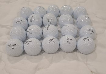 Twenty Brand New Titleist Pro V One Golf Balls