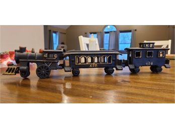 Antique Cast Iron Train Set 40 Steam Locomotive With 403 And 404 Cars RARE