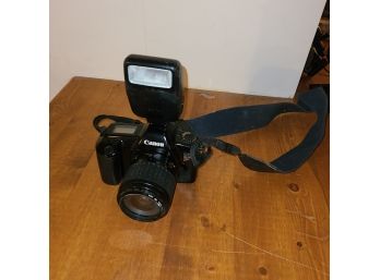 CANON EOS REBEL  LENS 35-80  MM 1: 4-5,6  WITH FLASH