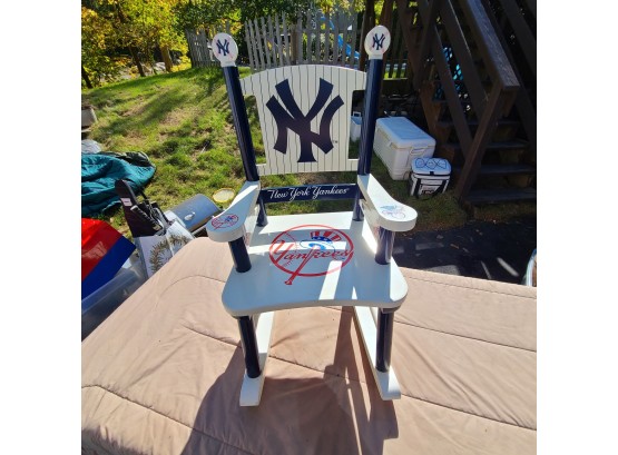 INew York Yankees  Kids Rocking Chair