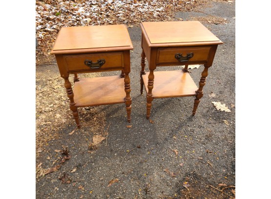 Pair Of Taylor Jamestown New York Solid Genuine Maple Accent/side Tables