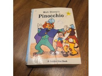 Walt Disney's Pinocchio - Golden Star Little Book #6071 Vintage 1967 Creased Cover, Name Written Inside