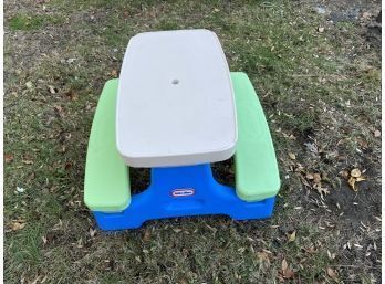 Little Tikes Outdoor Picnic Table