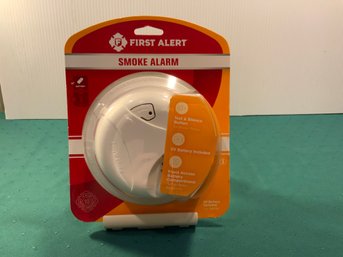 First Alert Smoke Alarm - NEW