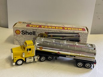 1997 FORMULA SHELL TANKER TRUCKS  Missing Some Stickers On One One Side
