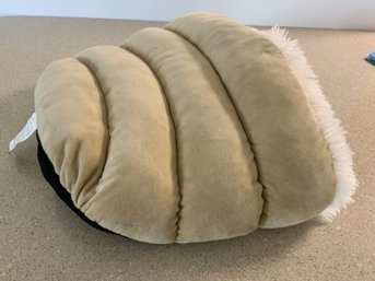 Small Dog Or Cat Bed, Like New