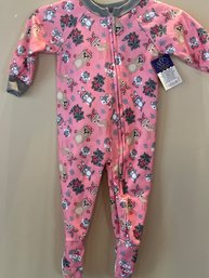 New/ 6-9 Months Pink Pajamas With Bears Raccoons, Foxes, And Deer