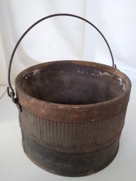 Primitive Metal Bucket With Handles 8x6'