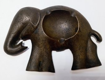 Vtg SARNA Elephant Brass Marked 1596 India Dish Ashtray