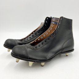Beautiful Pair Of Vintage, Unbranded Split Cowhide Leather Football Cleats