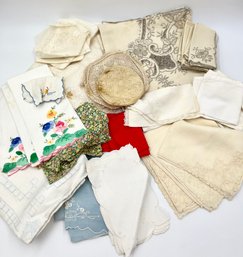 Lot Of Vintage Table Linens - Tablecloths, Napkins, Doilies