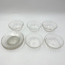 Beautiful Vintage 11-Piece Glass Bowl & Plate Set