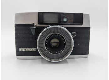 Vintage Mansfield Eye-Tronic Film Camera With Mansfield Mantinar 40mm, F2.8 Lens & Case