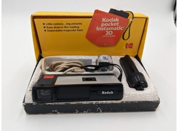 Vintage Kodak Pocket Instamatic 20 In Original Box