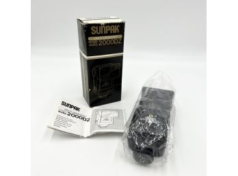 SUNPAK Auto 2000DZ Thyristor Camera Mounted Flash. New In Original Box And Manual