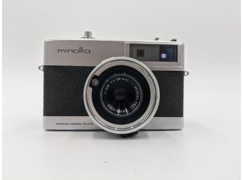 Vintage Minolta Auto Pak 700 Camera Rokkor 1:2.8 38mm With Case & Strap