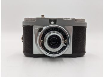 Vintage Spartus 35 35mm Film Camera & Case