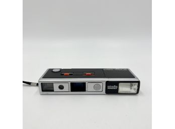 Vintage Minolta Pocket Autopak 450E 110 Film Camera