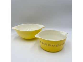 Pair Of Vintage PYREX Yellow Bowls With Cinderella Handles: 474-B 2Qt Snowflake And 443 2 1/2 Qt