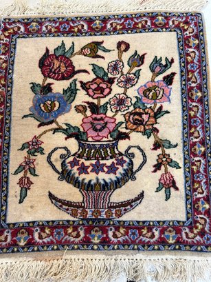 Hand Knotted Persian Kashan Rug 1.8x1.10 Ft.   #1084