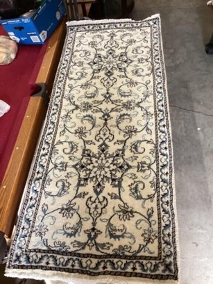 Hand Knotted Persian Rug 6.2x2.4. #1147