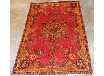 Hand Knotted Persian Kashan 129'x89'.  #4239.