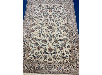 Fine Hand Knotted Persian Nain Rug 72'x48'.  #3390.
