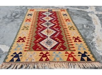 Hand Knotted Kilm Rug  72'x48'.   #4586