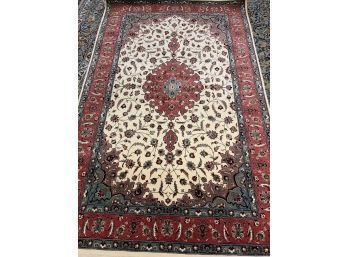 Fine Hand Knotted Persian Tabriz  Rug 94'x56'.    #4609.