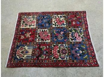 Fine Hand Knotted Persian Sarouk Rug 62'x41'.  #3119