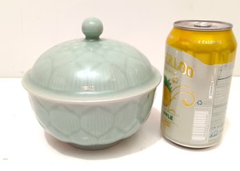 Vintage Chinese Stamped Celadon Ceramic Porcelain Bowl With Lid Teal With Leaf Design Excellent Condition