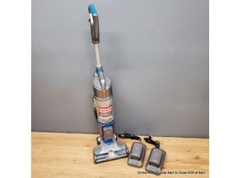 Hoover Cordless Battery Powered Vacuum Cleaner With 3 Batteries & Two Chargers