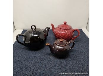 Three Vintage Teapots Including: Sadler And Franciscan