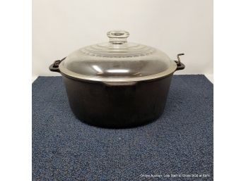 Wagnerware Dutch Oven With A Glass Lid 10' X 4.5'