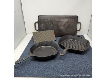 Lot Of Cast Iron Cookware Including: Griswold, Lodge