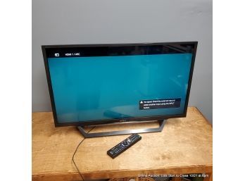 Sony Bravia 32' Flat Panel Television With Remote