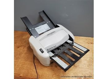 Martin Yale P7200 Rapid Fold Automatic Light-Duty Desktop 8 1/2' X 11' Paper Folding Machine
