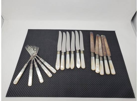 Mother Of Pearl Flatware Service 16-pieces