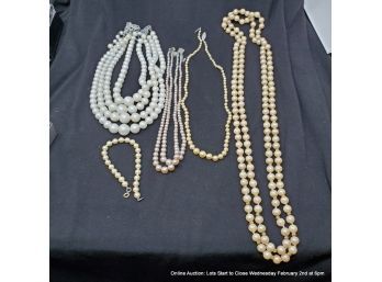 Lot Of 4 Faux Pearl Necklaces And Bracelet