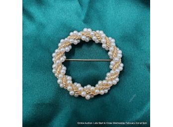 14K Yellow Gold And Seed Pearl Wreath Brooch