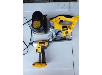 Dewalt 18V DC330 Cordless Variable Speed Saw.  DC826 1/4' Drill Driver, One Battery One Charger
