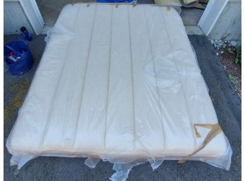 The Grand Bed By Temperpedic King Size Mattress With Box Springs