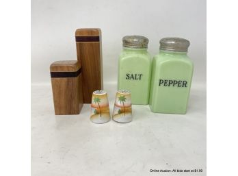 Three Set Of Vintage Salt And Pepper Shakers