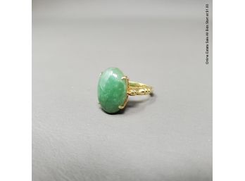 14k Yellow Gold And Jade Ring Size 6.5 Total Weight 5 Grams