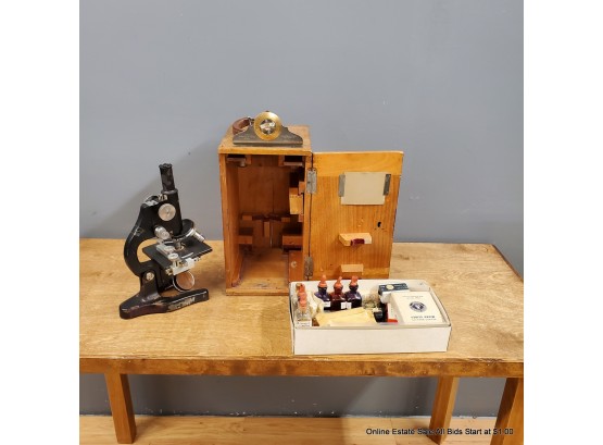 Vintage Ernst Leitz Wetzlar Microscope With 1/12OEL,  6L , 3 Lenses In Wood Box With Accessories