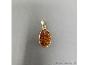 18K Yellow Gold And Amber Pendant 6 Grams