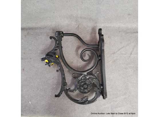 Architectural Cast Iron Wall Mount Gas Light With Dragon Panze & Son