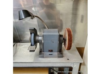 Bench-top Wheel Grinder (5') & Buffing Wheel (7.5') With Light